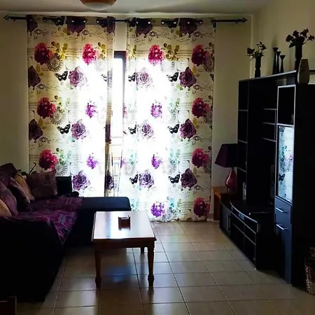 Апартаменты Two Bedroom Пафос